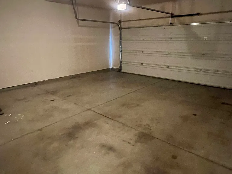 155 W Ladd Dr — Photo 35