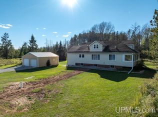 7129 Osier 40th Rd, Rapid River, MI 49878