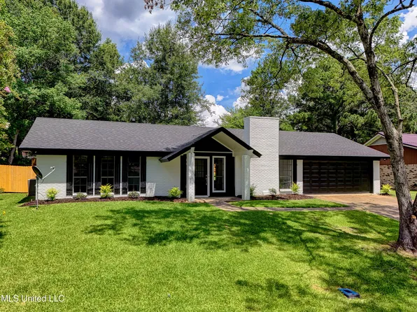 103 Royal Ct, Clinton, MS 39056