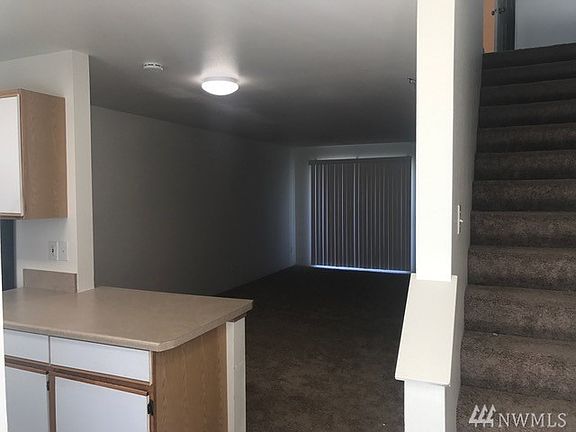 3rd image of 4715 109th St SW