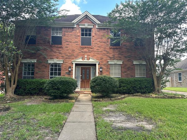 1414 N Yegua River Cir