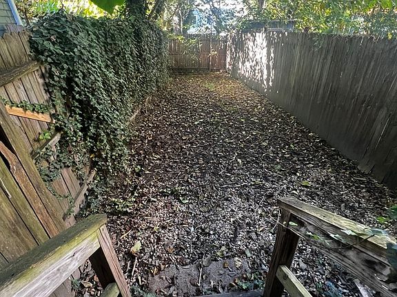 3rd image of 620 N 29th St