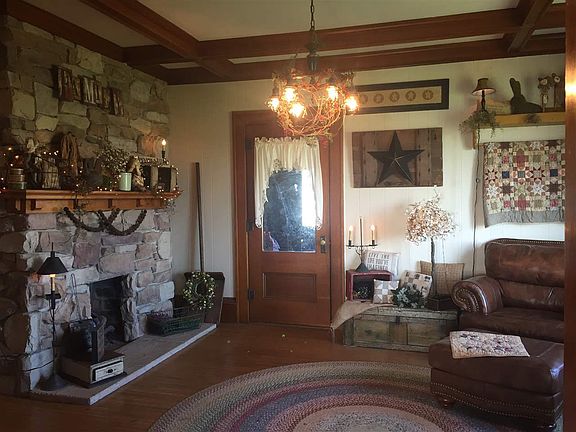 5th image of 2625 Elm Ave