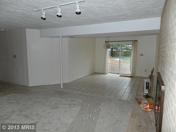 5th image of 8321 Ches Mar Ct