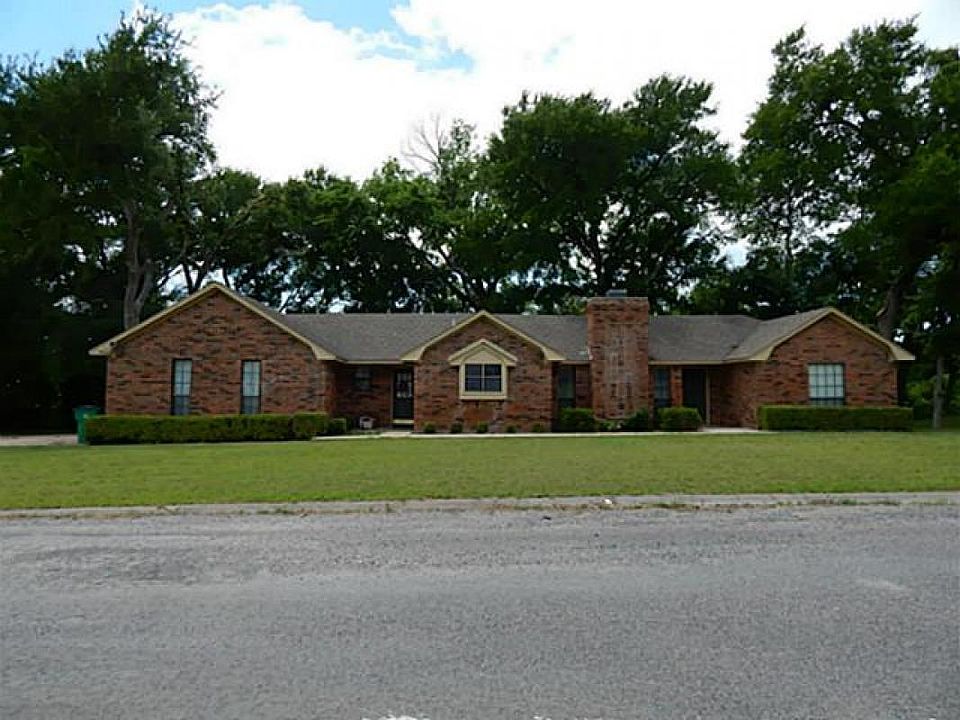 1st image of 212 Rolling Hills Ln