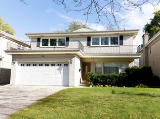 7241 N Kostner Ave, Lincolnwood, IL