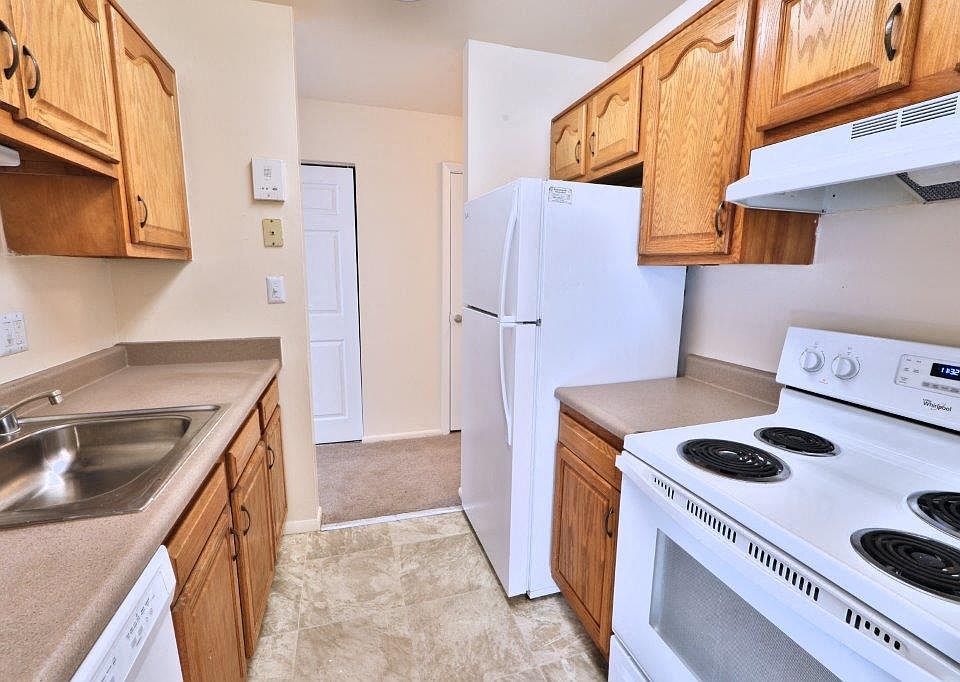 Morningside Apartments and Townhomes Apartment Rentals Owings Mills