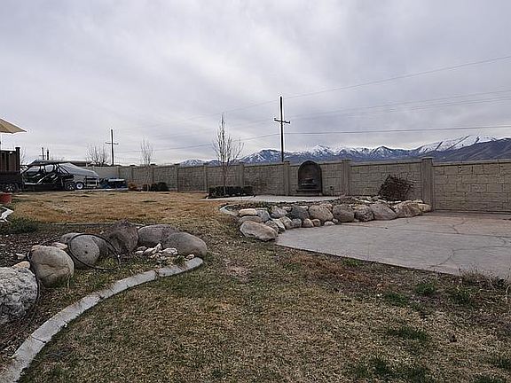 3rd image of 4424 S Stone Slab Way