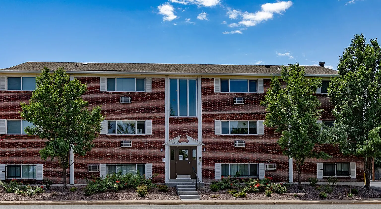 Aspen Leaf Apartments Llc — Photo 1
