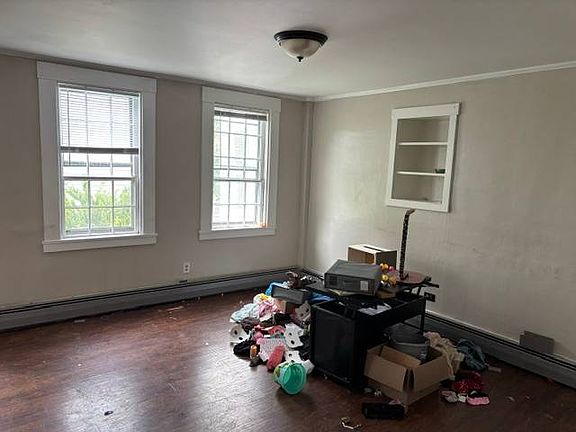 5th image of 6 Jones St