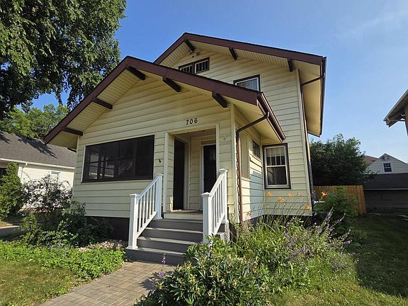 2nd image of 706 7th St