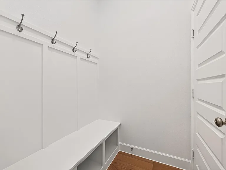 29731 Brushy Gables Dr — Photo 26