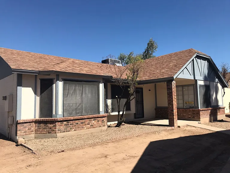 8520 W Palm Ln #1042 — Photo 6