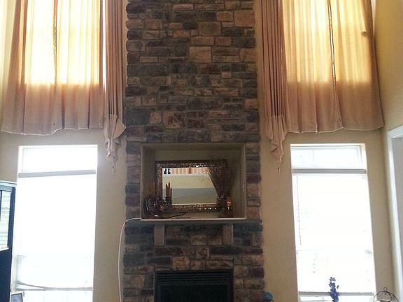 4th image of 15566 Parkgate Dr