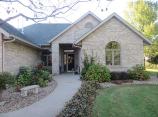 27141 Quartz Rd, Spring Valley, MN 55975