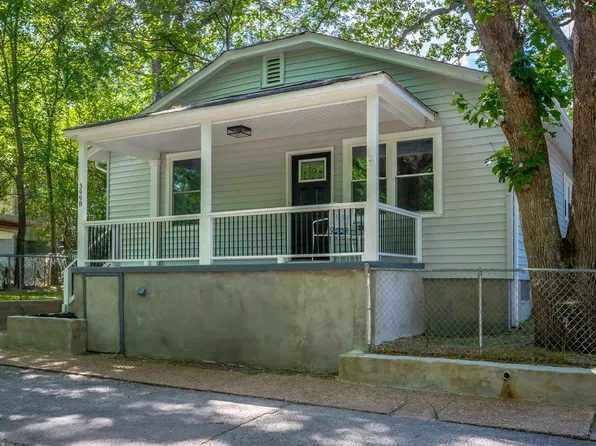 3998 Arkwright St, Lupton City, TN 37351