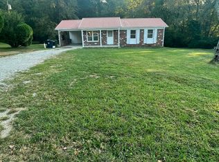 209 S McFadden Ln, London, KY 40741