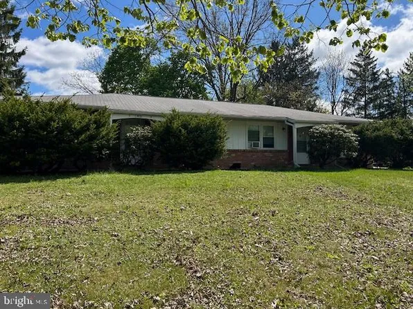 1355-1357 University Dr, State College, PA 16801