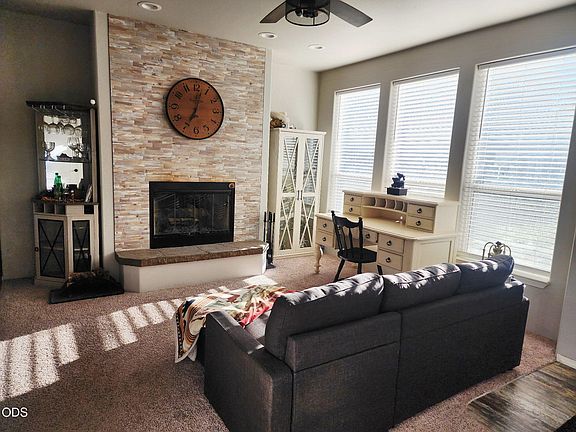 2nd image of 52895 Shady Ln