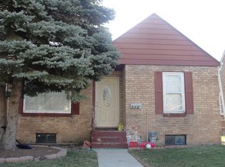 213 S Gretta Ave, Waukegan, IL 60085