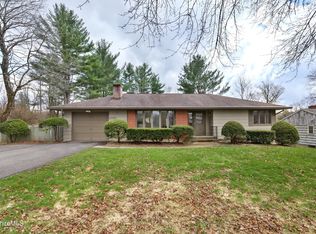 1093 West St, Pittsfield, MA 01201