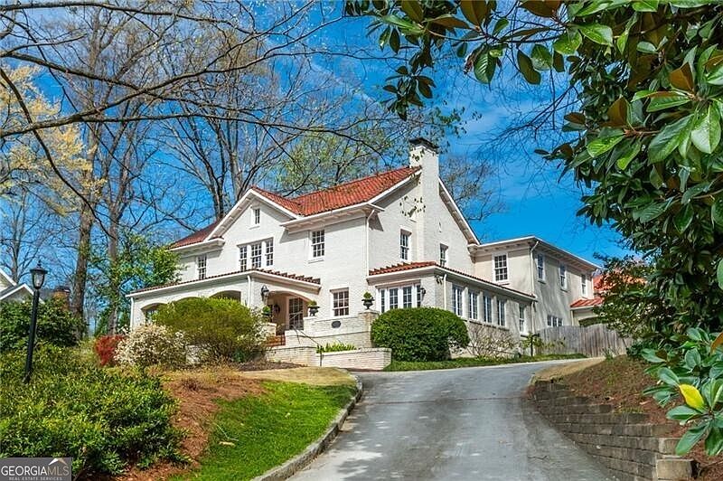 1st image of 1196 Fairview Rd NE