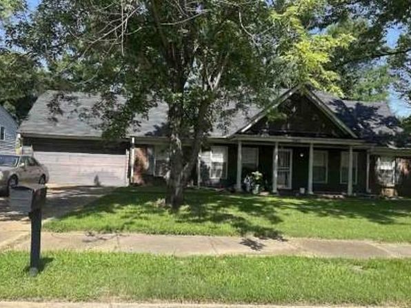 1043 Boones Hollow Dr