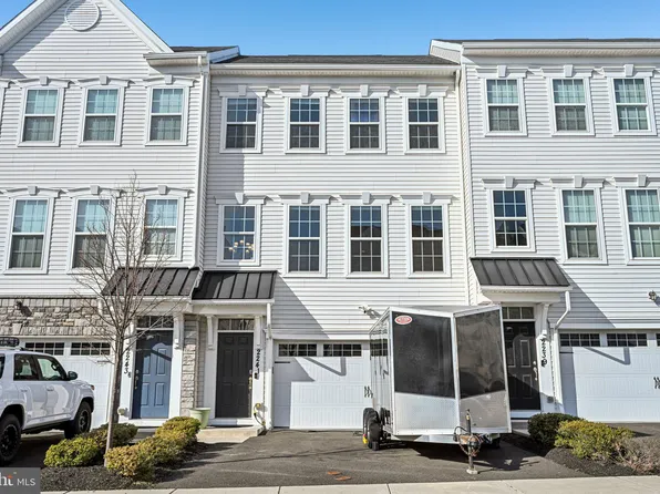 2241 Evin Dr, Warrington, PA 18976