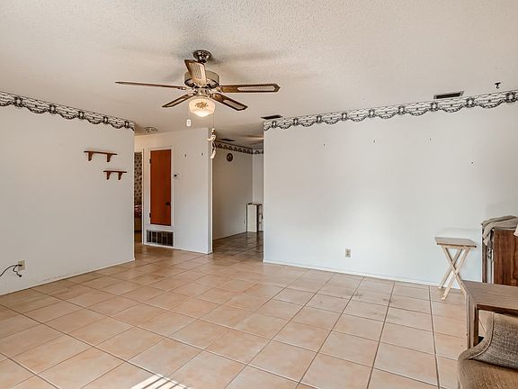 5th image of 1829 Palmer Dr