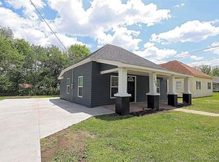 205 3rd St, Park Hills, MO 63601