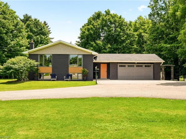 2234 Kilbride St, Burlington, ON L7P 0J4