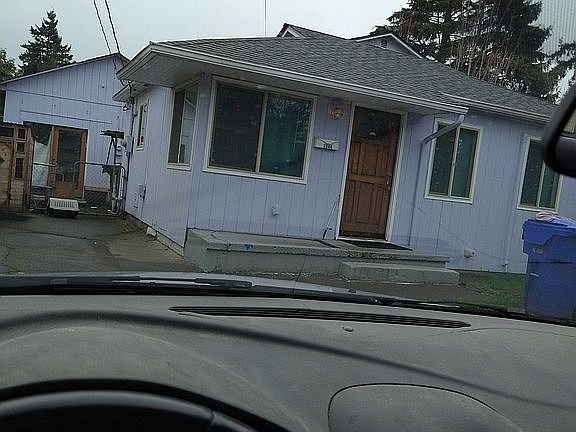 1,080 sq ft + 720 sqft bonus