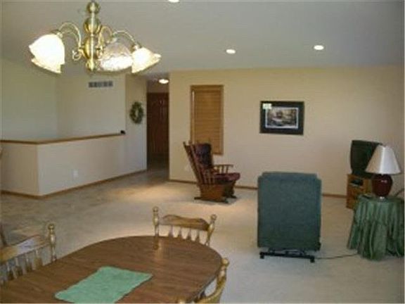 5th image of 503 Hague Avenue