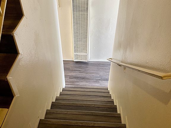 5th image of 1451 W 105th St #15