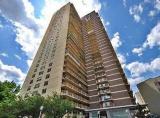 6040 Blvd APT L4, West New York, NJ 07093