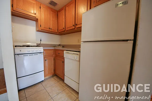 Rented by Guidance Realty Corp. | media 9
