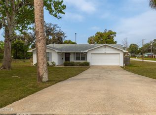 484 N Ridgewood Ave, Ormond Beach, FL 32174