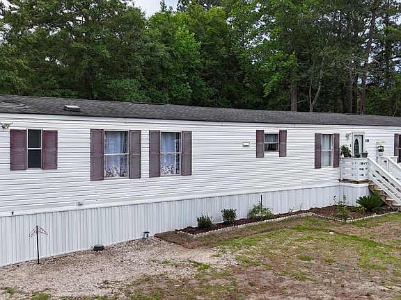 3rd image of 1194 Rainbow Dr.