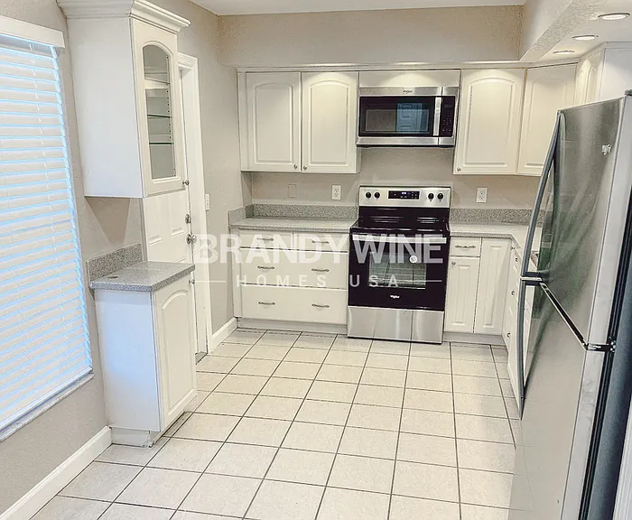 220 Bonnie Glen Ln — Photo 7