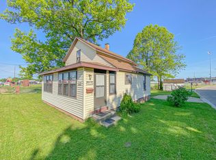 628 Spruce St, Dowagiac, MI 49047