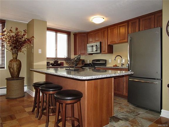 4th image of 151 Buffalo Ave APT 603