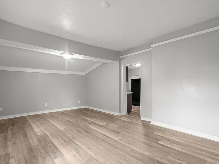3024 E 7th Ave — Photo 9
