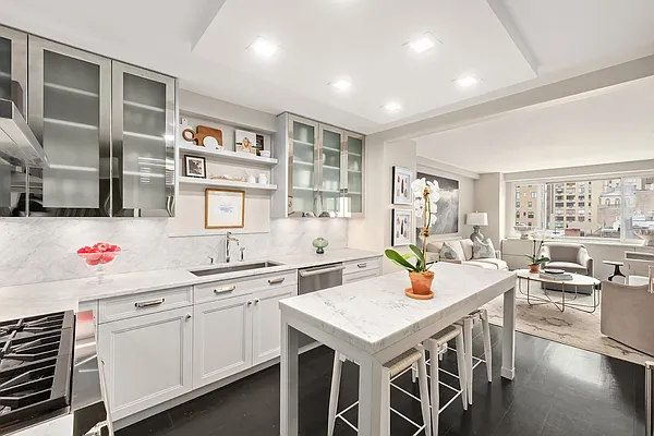 Sold by Compass | media 19