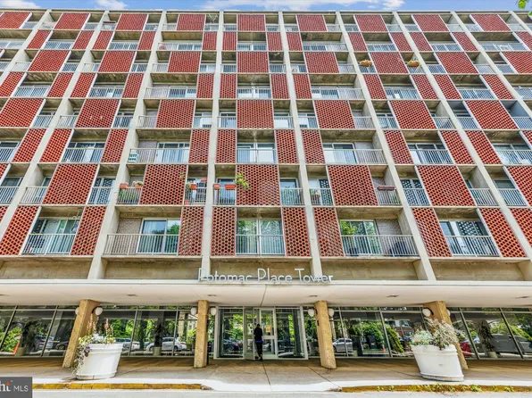 800 4th St SW APT S821, Washington, DC 20024