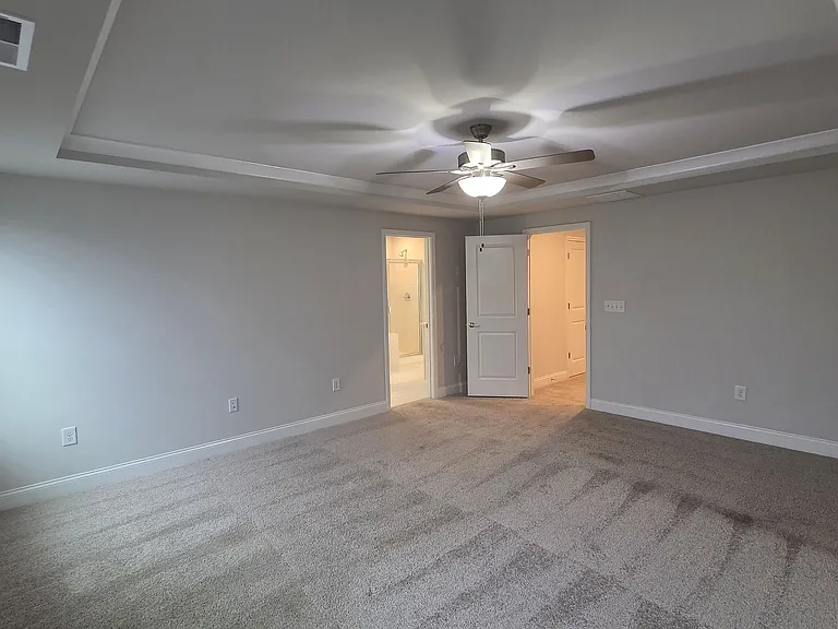 521 Elkwood Ln — Photo 32