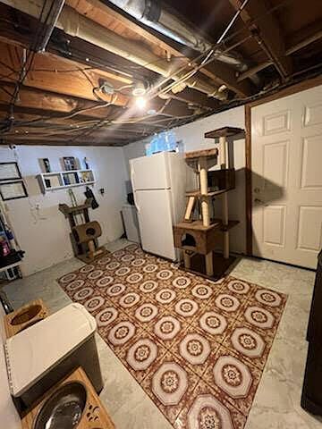 2nd image of 611 McArthur St
