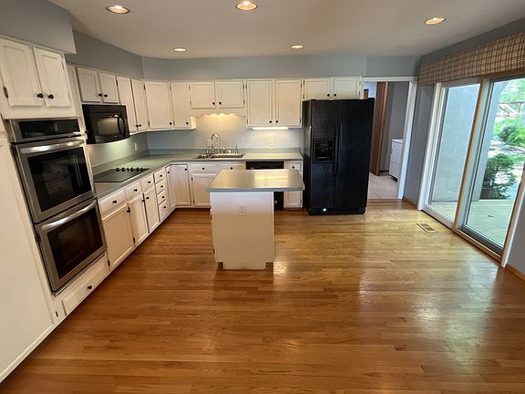 308_blue_windsor_c_06092023