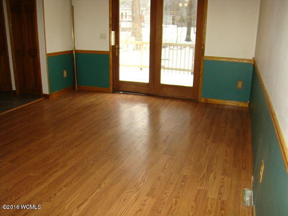4th image of 21 Snowberry Ln