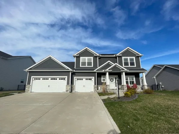 1407 Winterberry Dr, Savoy, IL 61874