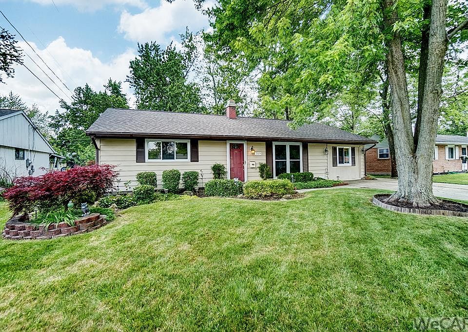 1st image of 709 Meadowbrook Dr